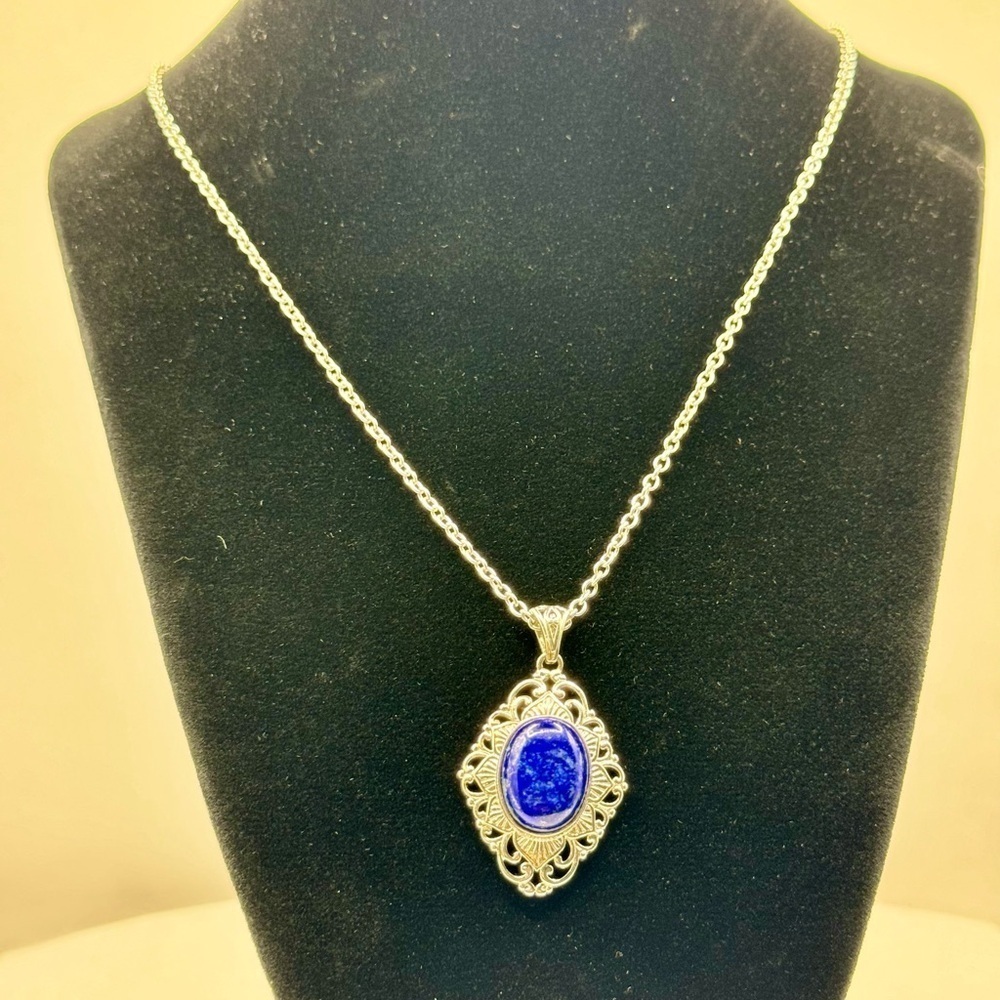 Silver Tone Signed 24” Necklace with‎ Lapis Lazuli Pendant